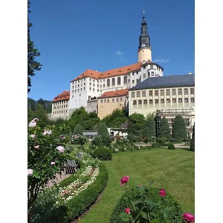 With 2 Bedrooms Ferienhaus *