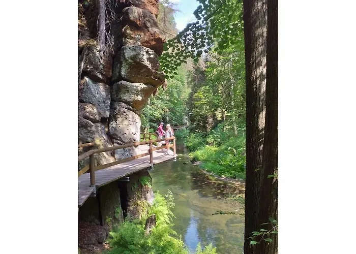 With 2 Bedrooms בית נופש *